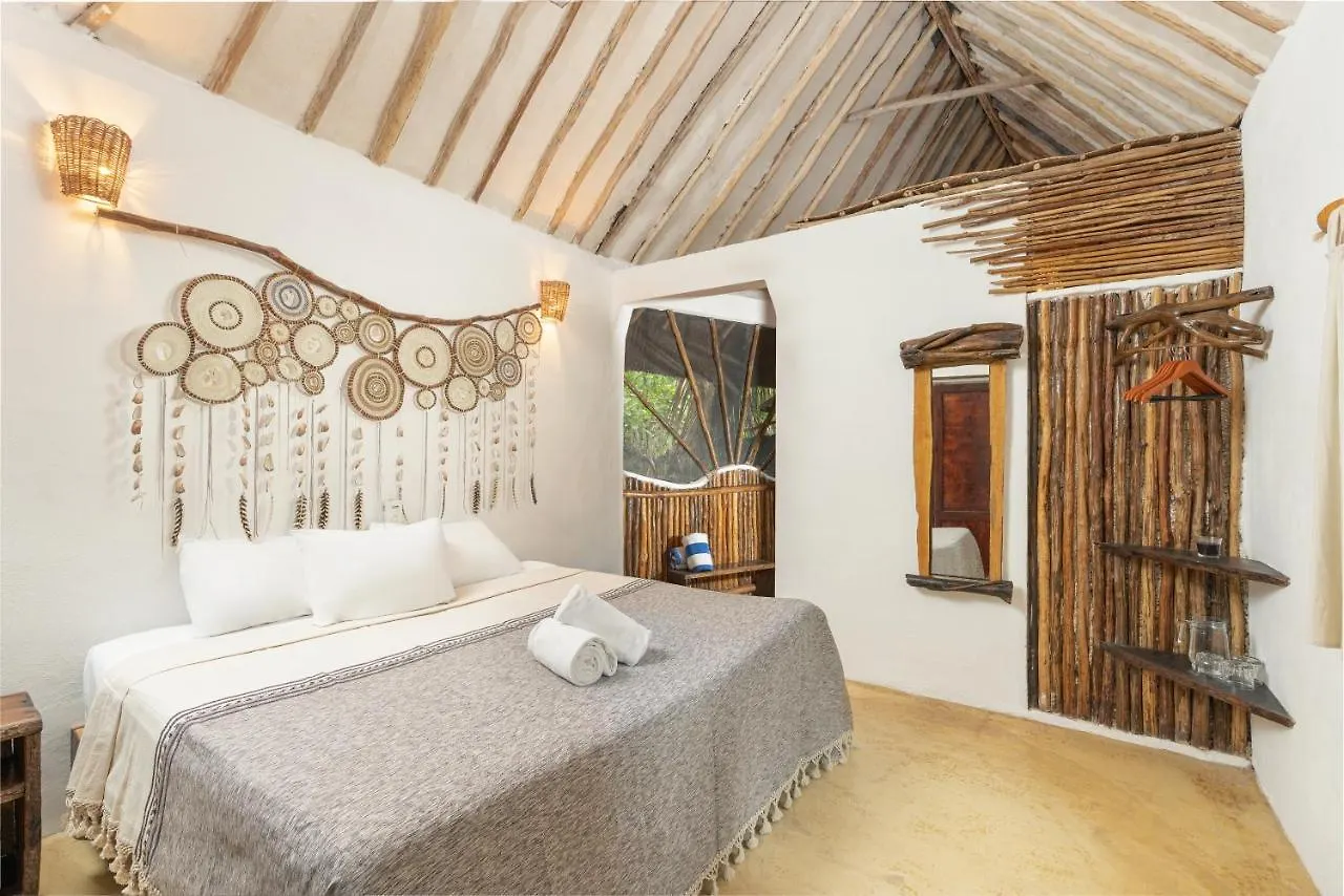 山林小屋 Yaxchen Tulum Cabanas & Cenote