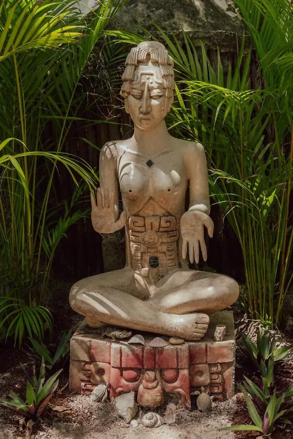 Yaxchen Tulum Cabanas & Cenote 山林小屋